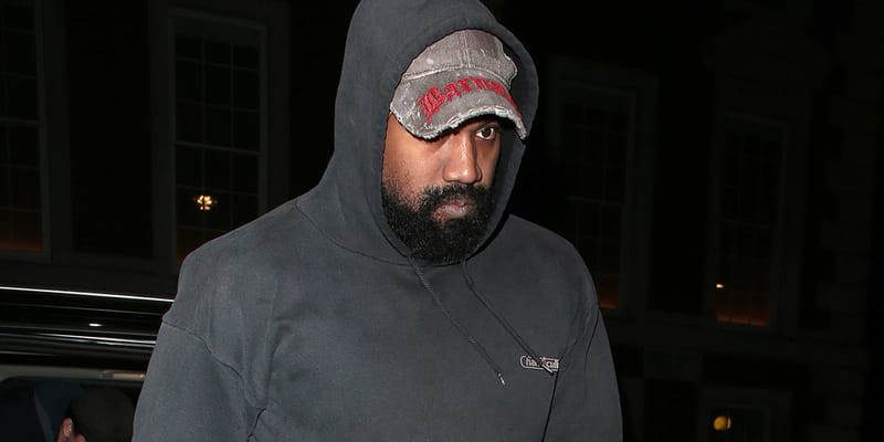 tw-kanye-west-skechers-yeezy- tw-kanye-west-skechers-yeezy-