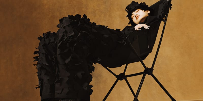 off-white-equipment-helinox-