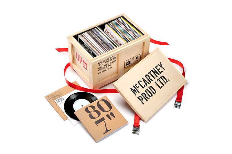 ポールマッカートニーが80枚のシングルを収録したレコードセット発表 