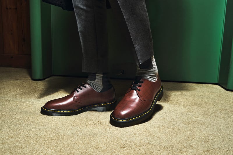 宜しくお願い致しますmmDR. MARTENS X UNDERCOVER 1461