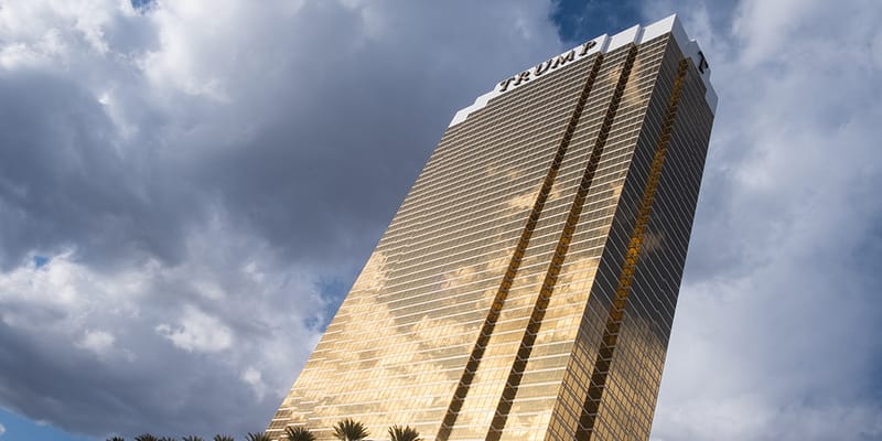 世界名建築物の謎 世界中から選ばれた50の名建築物をひとつひ