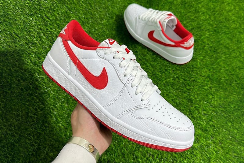 AIRJORDAN 1 LOW White and University Red