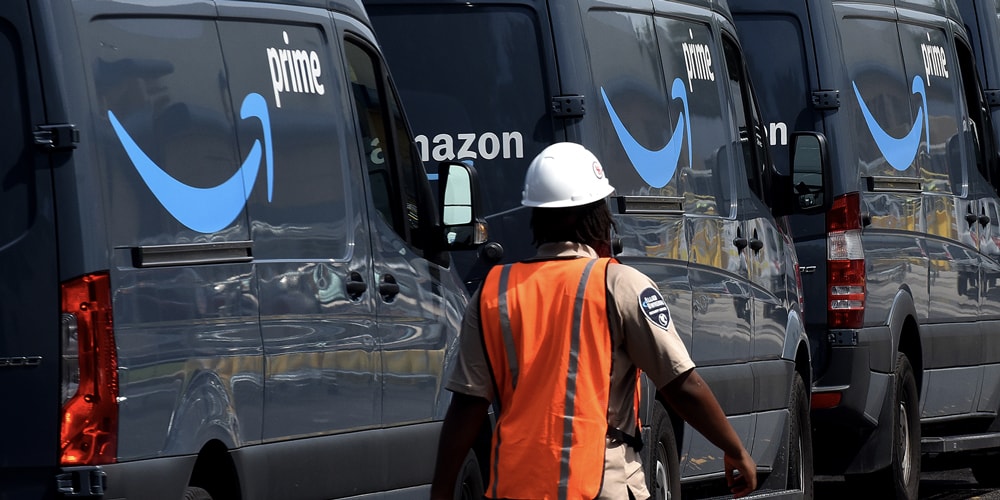 アマゾンがプライム会員向けに携帯電話の無料通信サービスを計画中 Hypebeast.JP