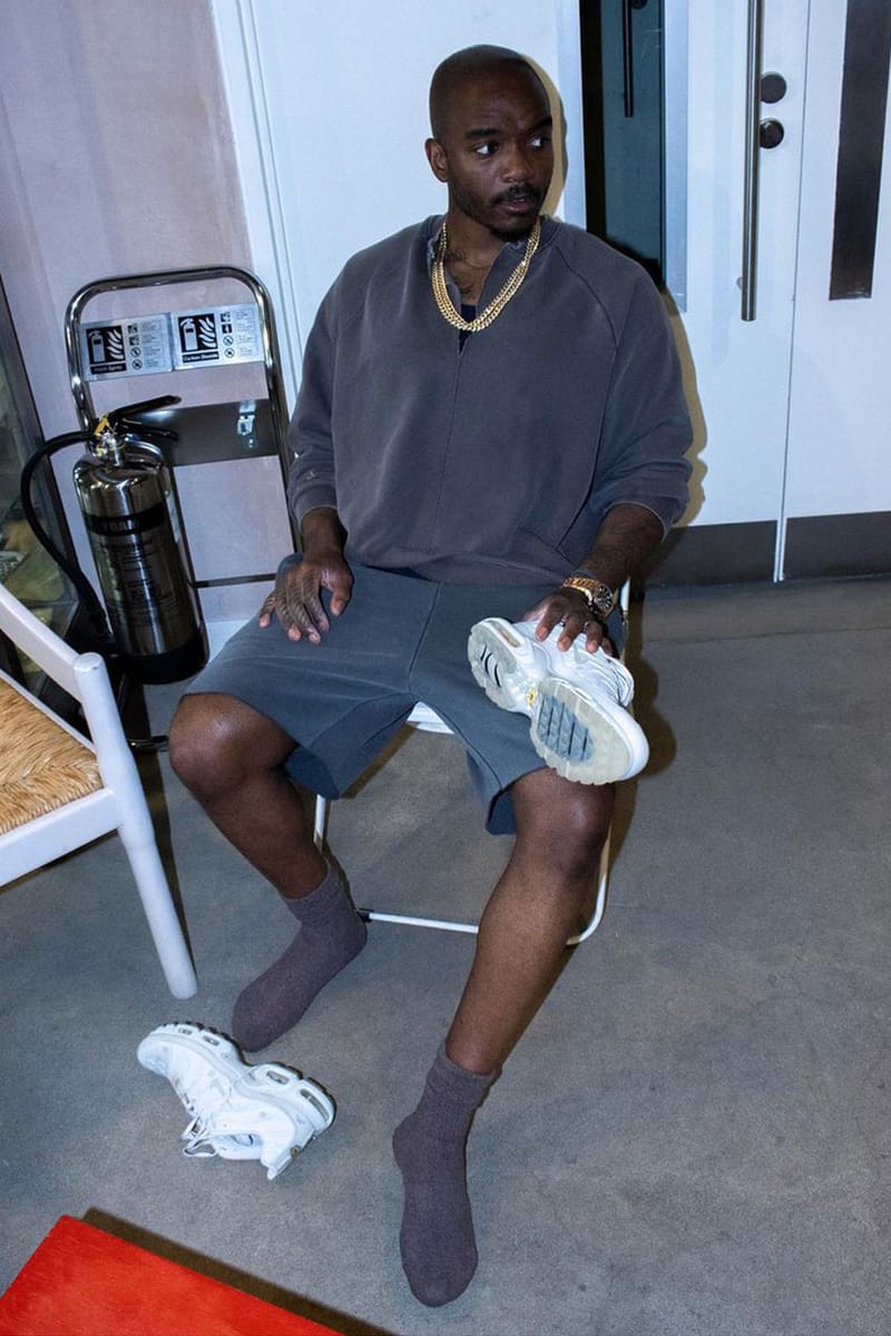 ナイキxアコールドウォール エアマックスプラスにブルーカラーが登場