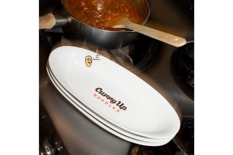 curry up✖️麺散コラボPLATE nigo-