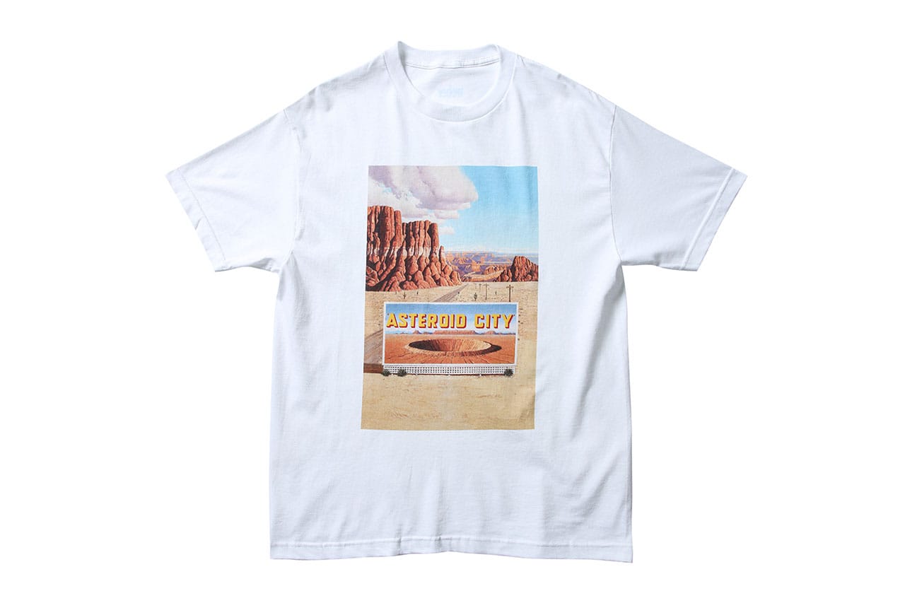 ウェーバーが映画『アステロイド・シティ』とのコラボTシャツを発売 