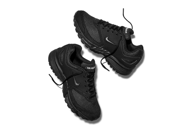 COMME des GARÇONS HOMME PLUS × Nike紐に一箇所小さい汚れがあります