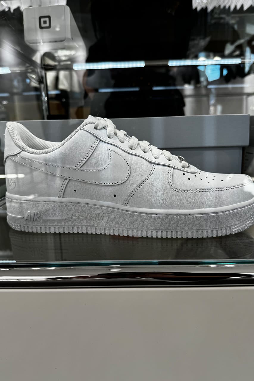 NIKE AIR FORCE1 WEEKEND FRAGMENTフラグメント