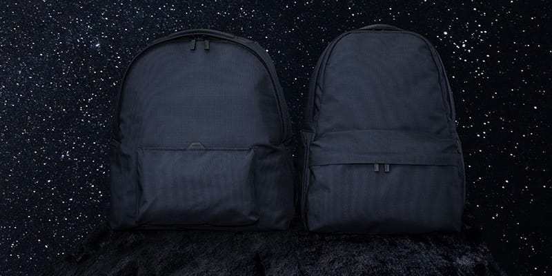 モノリスが“宇宙の黒”を纏った人気バックパック2型を発売