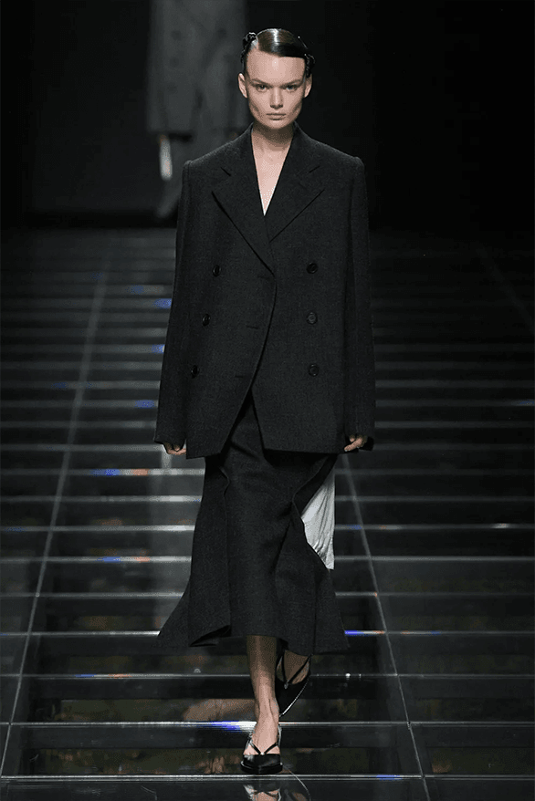 Prada 2024年秋冬ウィメンズコレクション | Hypebeast.JP