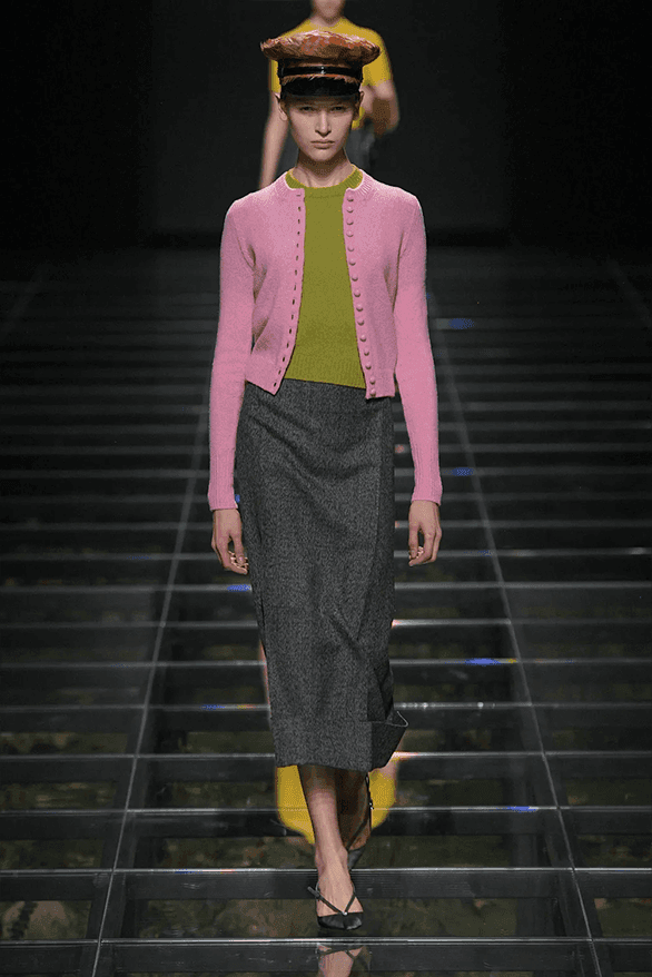Prada 2024年秋冬ウィメンズコレクション | Hypebeast.JP Prada 2024年秋冬ウィメンズコレクション | Hypebeast.JP