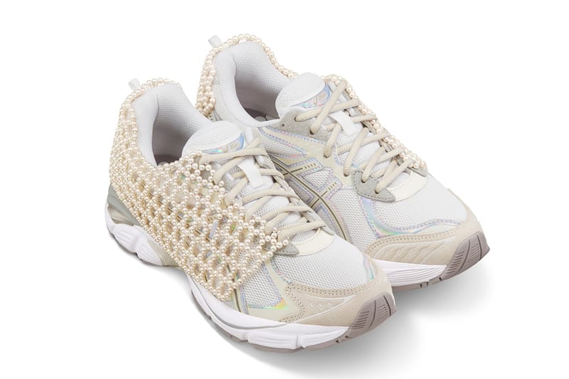 タサキがアシックスとのコラボによる史上最高額？のスニーカーを発表