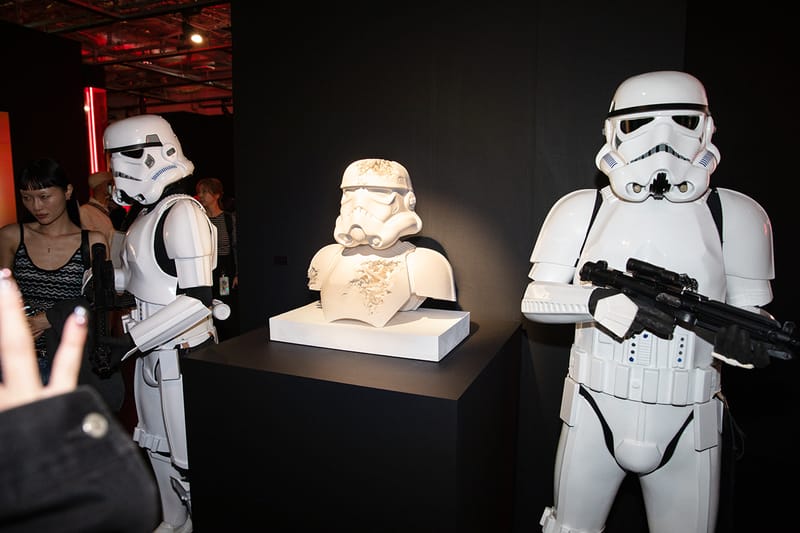 スター・ウォーズ」の世界観を表現したパルコ 展覧会をレポート スター・ウォーズ」の世界観を表現したパルコ 展覧会をレポート