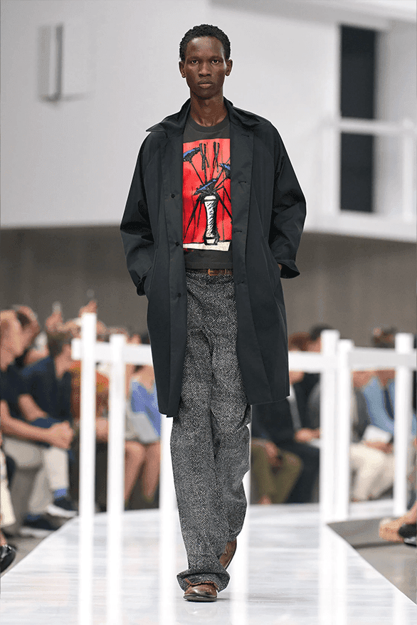 プラダ2025年春夏メンズコレクション | Hypebeast.JP プラダ2025年春夏メンズコレクション | Hypebeast.JP