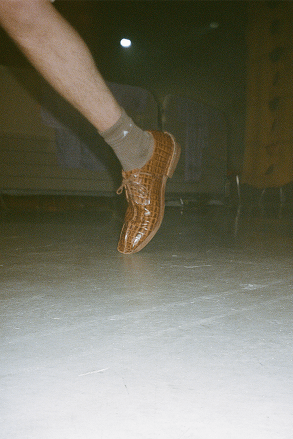 マーティン・ローズのクラークス2025年春夏コレクションをチェック