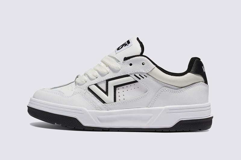 VANS ☆ 【大注目】アップランド カジュアル スニーカー 人気 ヴァンズから “Y2K” スタイルを象徴するアップランドが復刻