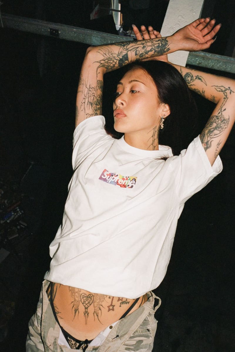 Olaolu Slawn によるボックスロゴTシャツが発売 | Hypebeast.JP