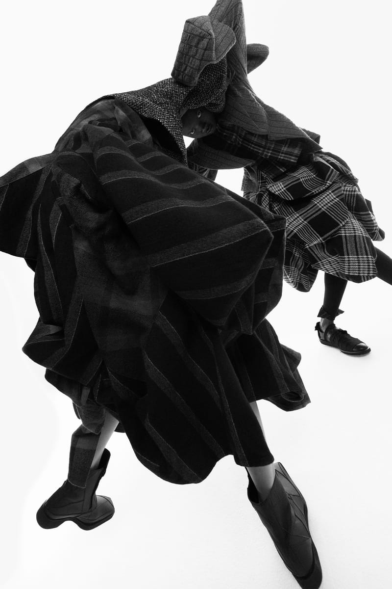 ヨウジヤマモトがエムエムパリスとのコラボによるフォトブックを