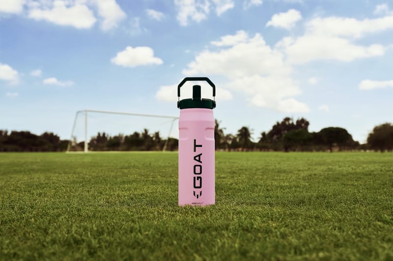 リオネル・メッシとスタンレーが共同コレクションを発表 | Hypebeast.JP