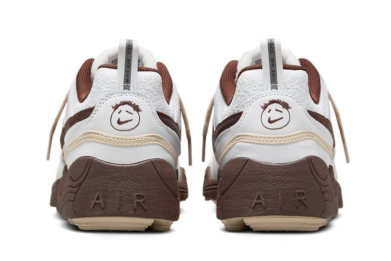 新品未使用品 ナイキ ズーム フィールドジャックス NIKE Travis トラヴィスxナイキズームフィールドジャックスに別カラーが