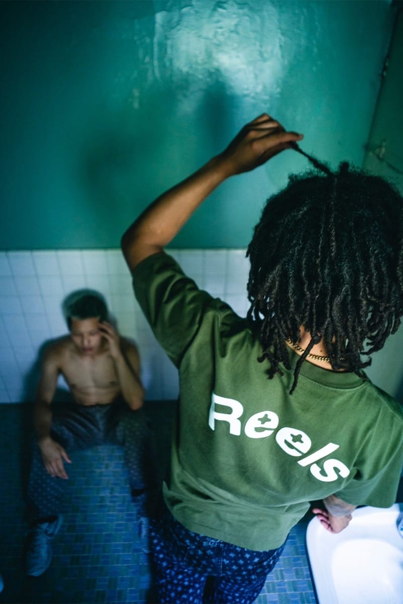 佐野玲於 Reels LONG SLEEVE TEE 佐野玲於による Reels というプロジェクト | Interviews