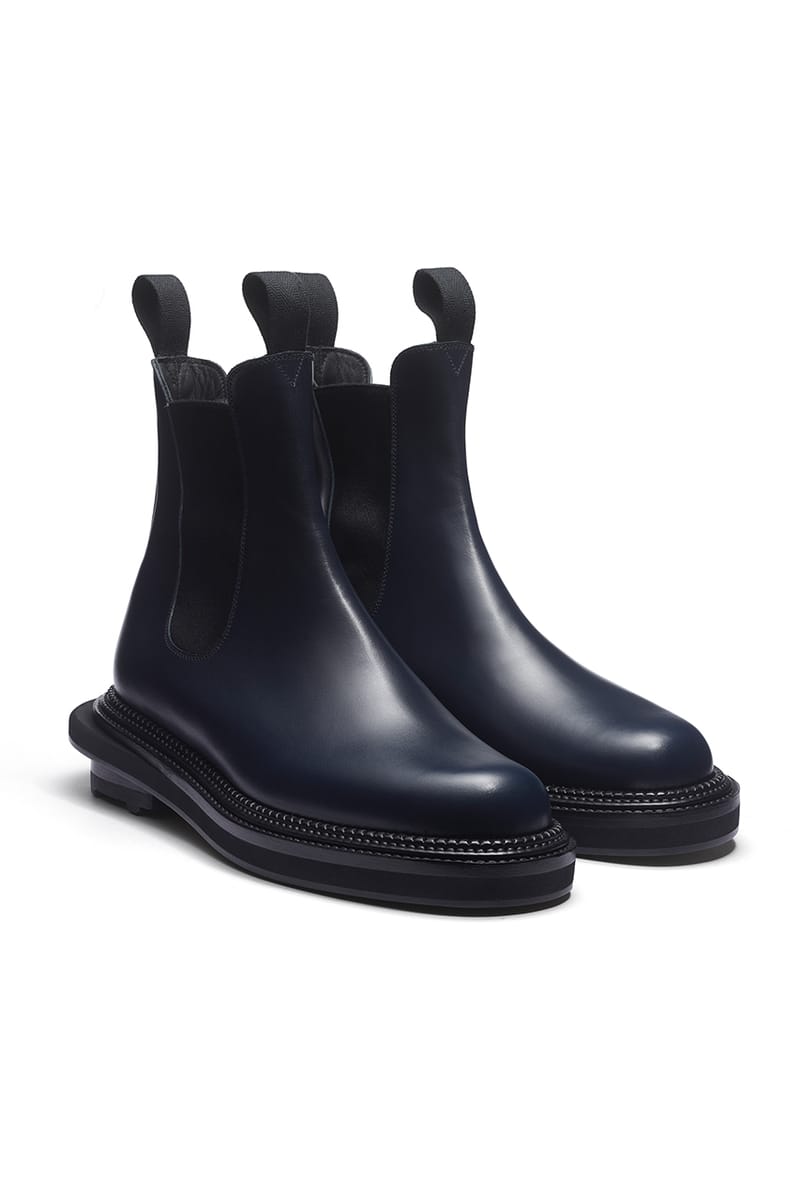 サカイxジェイエムウエストンとの最新コラボフットウェアが発売