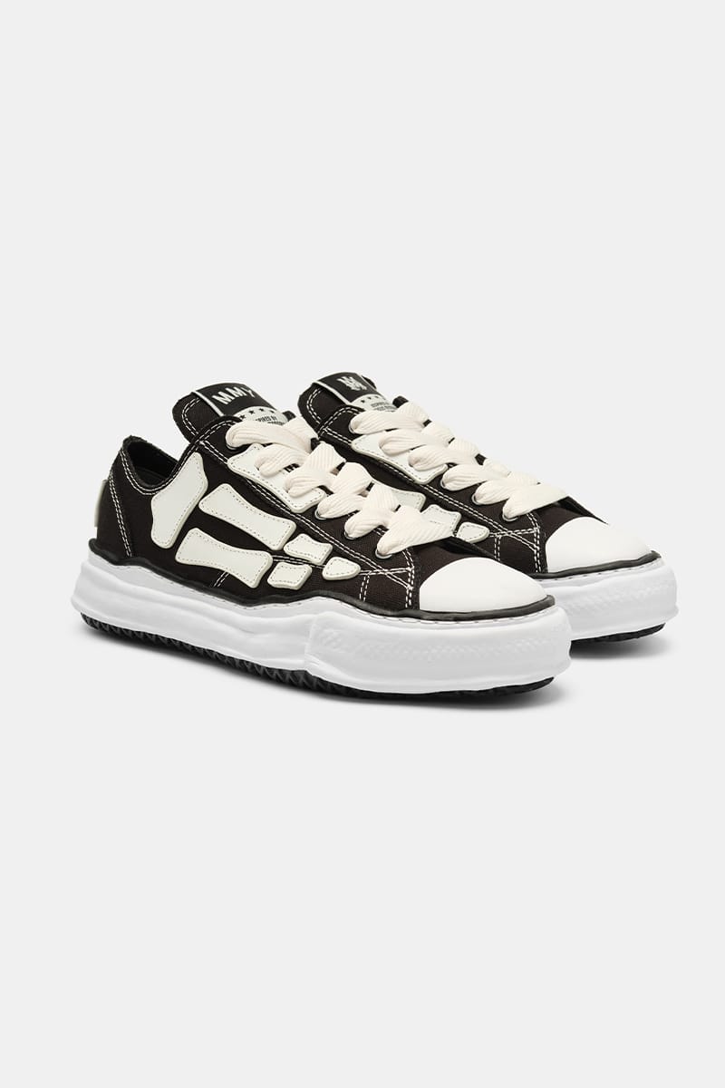 アミリがメゾン ミハラヤスヒロとのコラボレーションを発表 | Hypebeast.JP