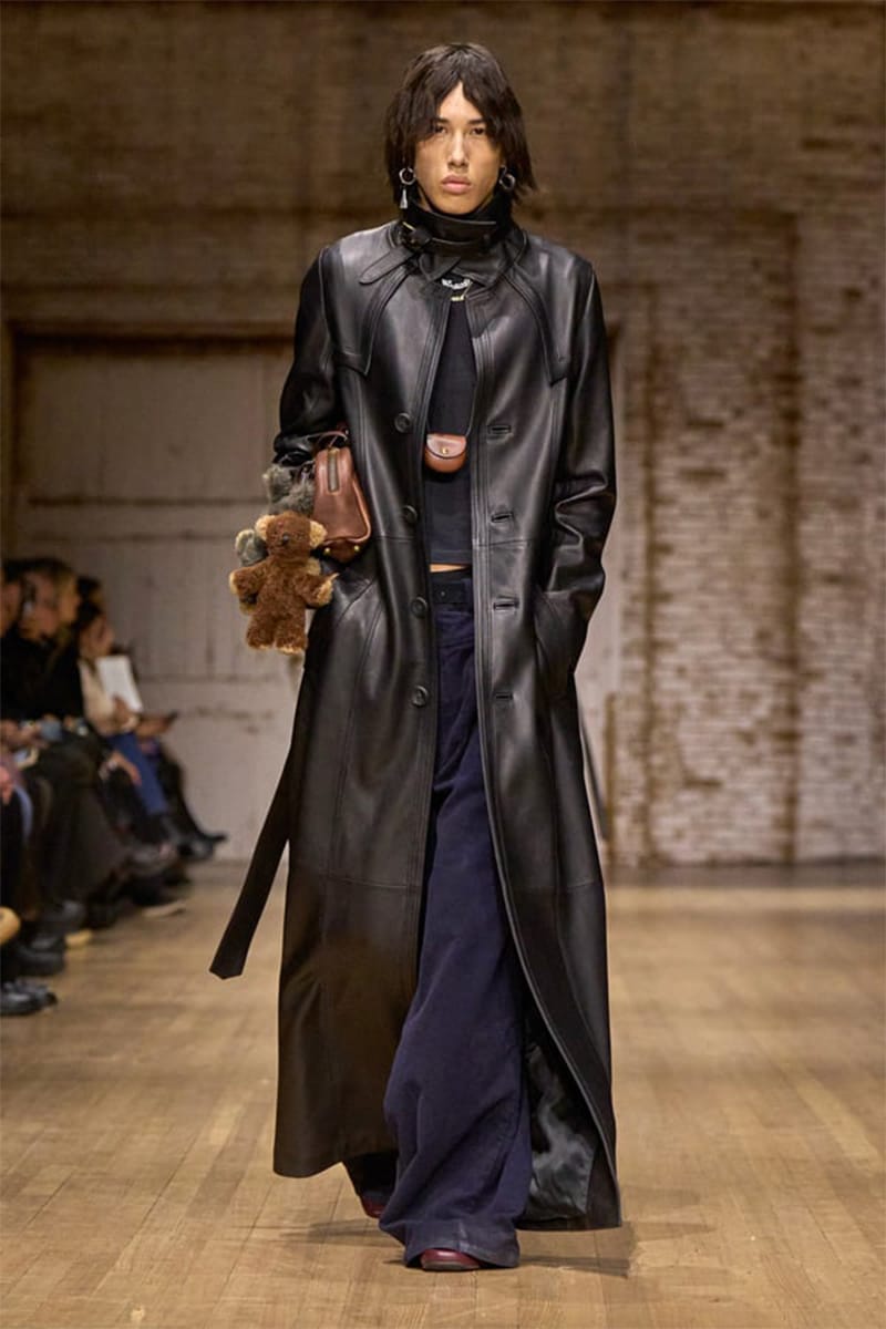 COACH 2025年秋コレクション | Hypebeast.JP COACH 2025年秋コレクション | Hypebeast.JP