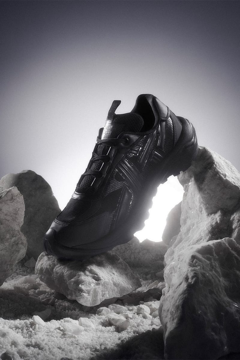 オニツカタイガーが新たなカテゴリーULTI RS™シリーズを発表