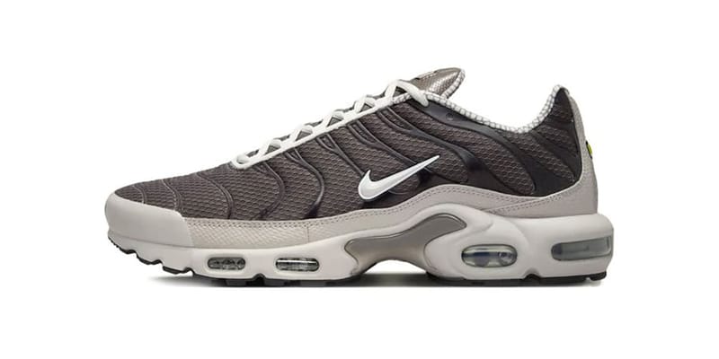 nike-air-max-puls-year-of-the-
