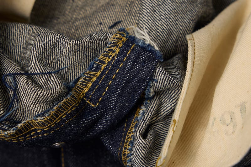 これが大戦リーバイス501（SもXXも表記なし）のデッドストックだ