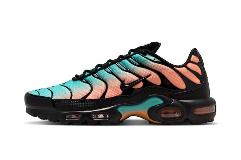 靴 NIKE AIRMAX VAPORMAX PLUS NIKE AIR VAPORMAX PLUS Sz 10.5 BLK/NEON VOLT tn max 1 90 95