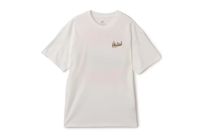 Nike Air Max 95 を大胆にあしらったグラフィック Tシャツが