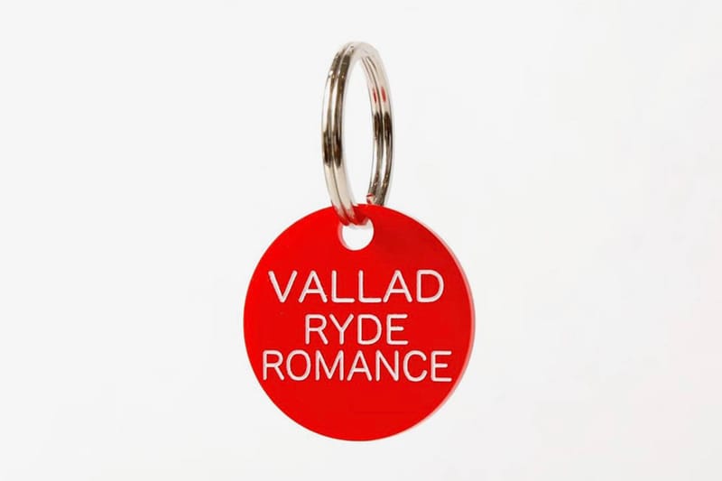 io JUST SHOW 武道館　キャップ　vallad studio io JUST SHOW 日本武道館 JUST LOGO CAP vallad - メルカリ