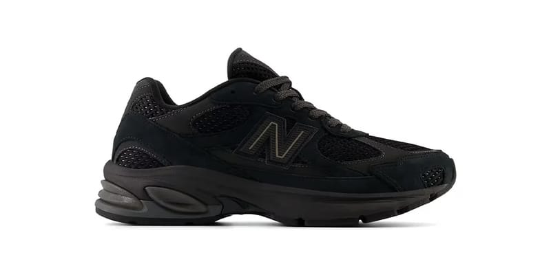 new-balance-2010-black-release