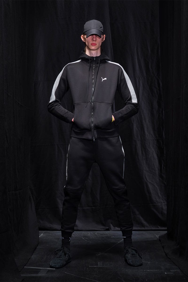 バレンシアガがプーマとのコラボレーションアイテムを発売 | Hypebeast.JP
