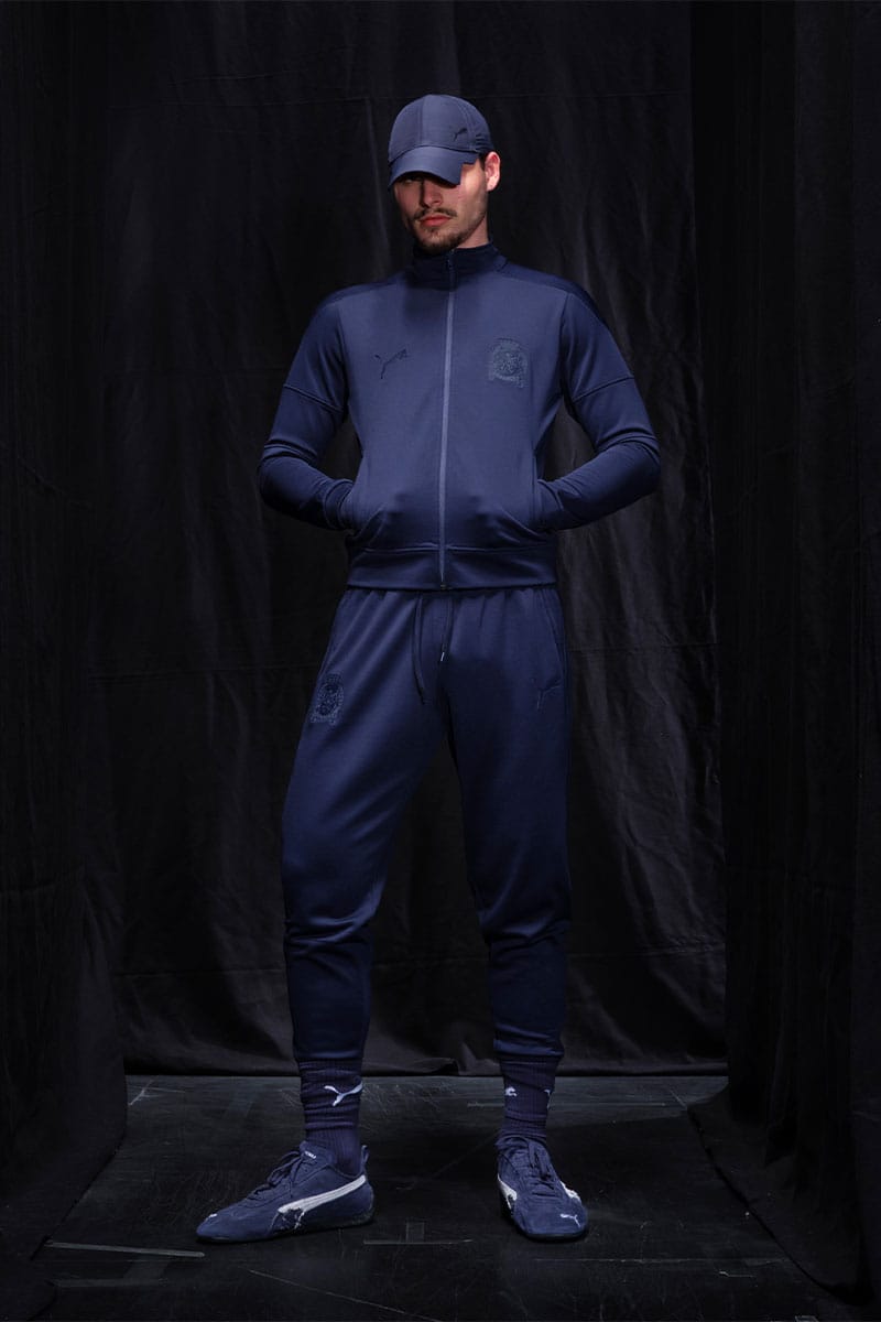 pumaとコラボ＜balenciaga＞ Puma Hoodie ミディアムフィット ホワイト の ウィメンズ Balenciaga | PUMA Hoodie ミディアム
