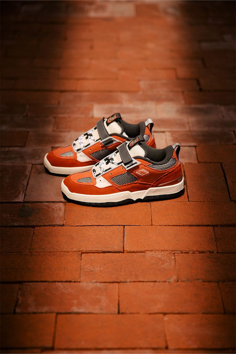 ブロンズ56KxDC SHOESがJS1でコラボレーション | Hypebeast.JP
