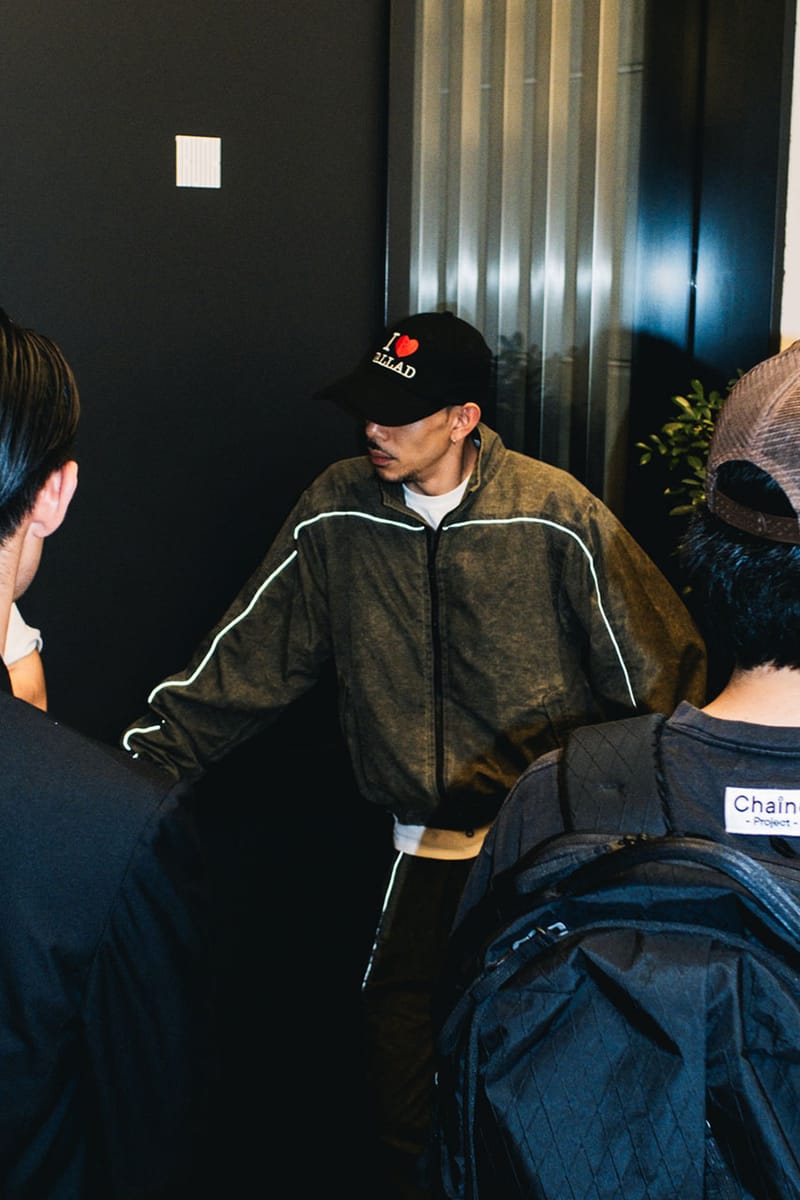 イオ ニューアルバムのデモ・リスニングパーティをプレイバック