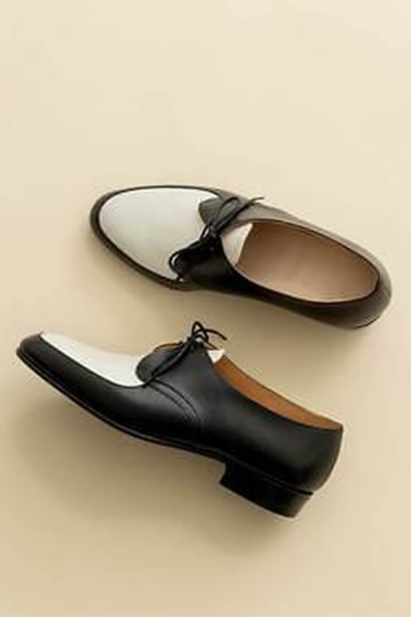 トゥモローランドがカルマンソロジーとの別注モデルをリリース