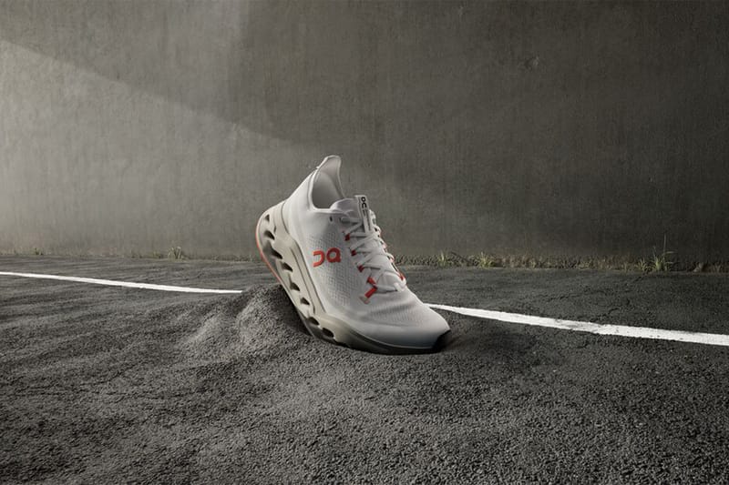 On Cloudsurfer Max ウィメンズシューズ ホワイト23.0 クラウド