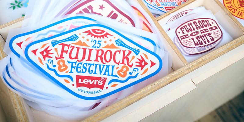 1点ものカスタムも登場──リーバイスのフジロックブースが今年