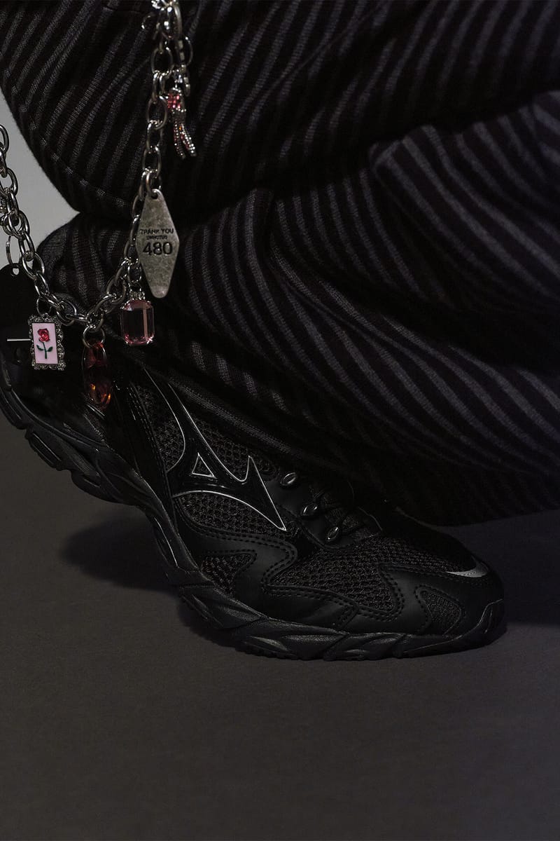 ミズノxスライ初コラボモデル ウエーブ ライダー 10がローンチ