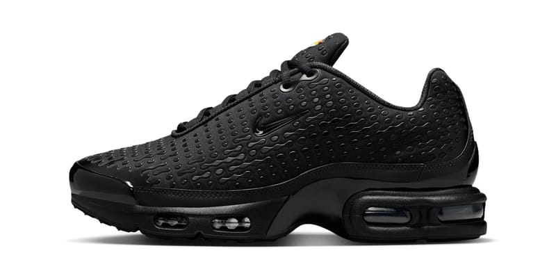 nike-air-max-plus-vii-triple-