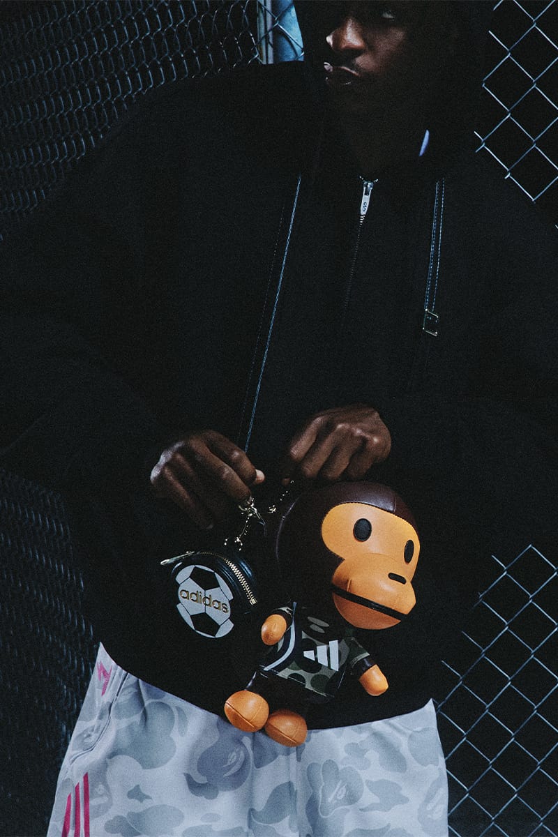 アベイシングエイプ✕adidas サッカー シャツ adidas（アディダス） ×A BATHING APE アベイシングエイプ ロゴ刺繍