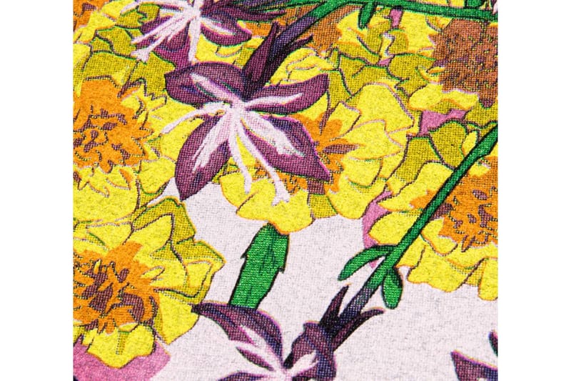 チェーンソーマン レゼ篇』xギークスルールによるコラボTシャツ