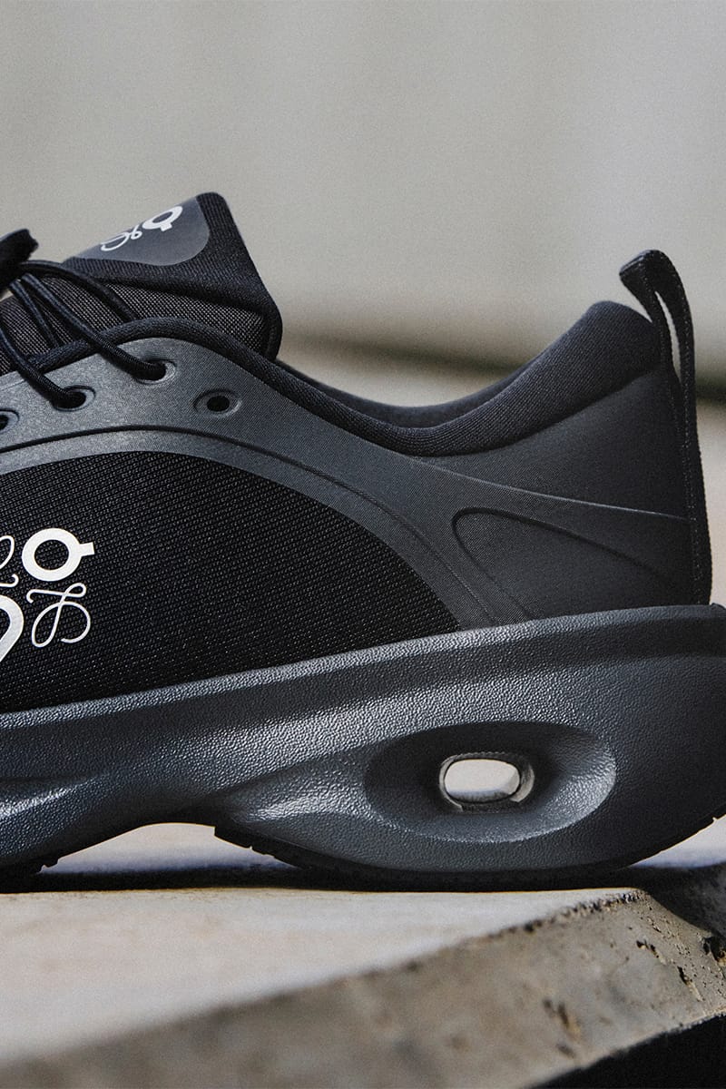 【LOEWE×On】ロエベ オン コラボ アームスリーブ 黒 Mサイズ ☆未使用【LOEWE×On】ロエベ オン コラボ アームスリーブ 黒 L