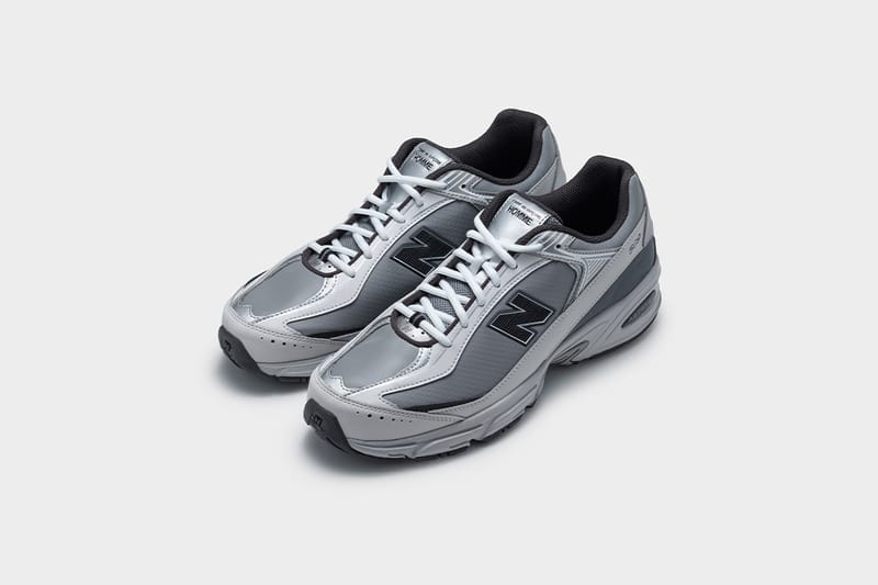 ニューバランスxコムデギャルソン・オムによるコラボスニーカー