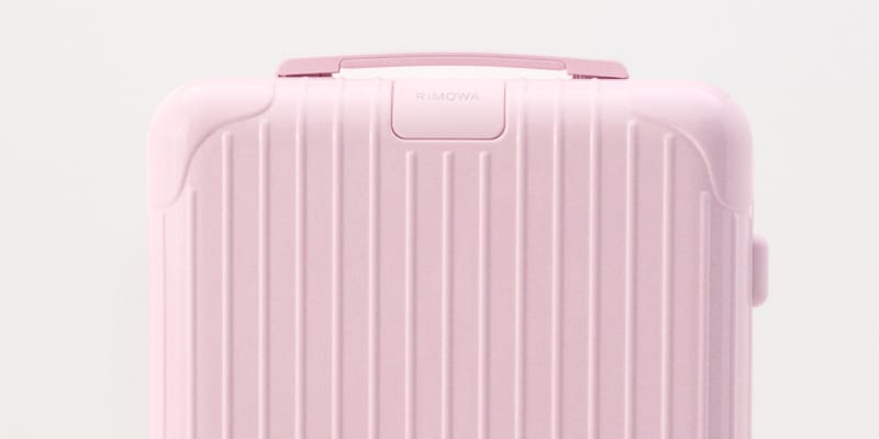 【限定色・全国完売品】リモワ　トランクプラス バレリーナピンク リモワが限定色「バレリーナ ピンク」発表 バラのような色合い