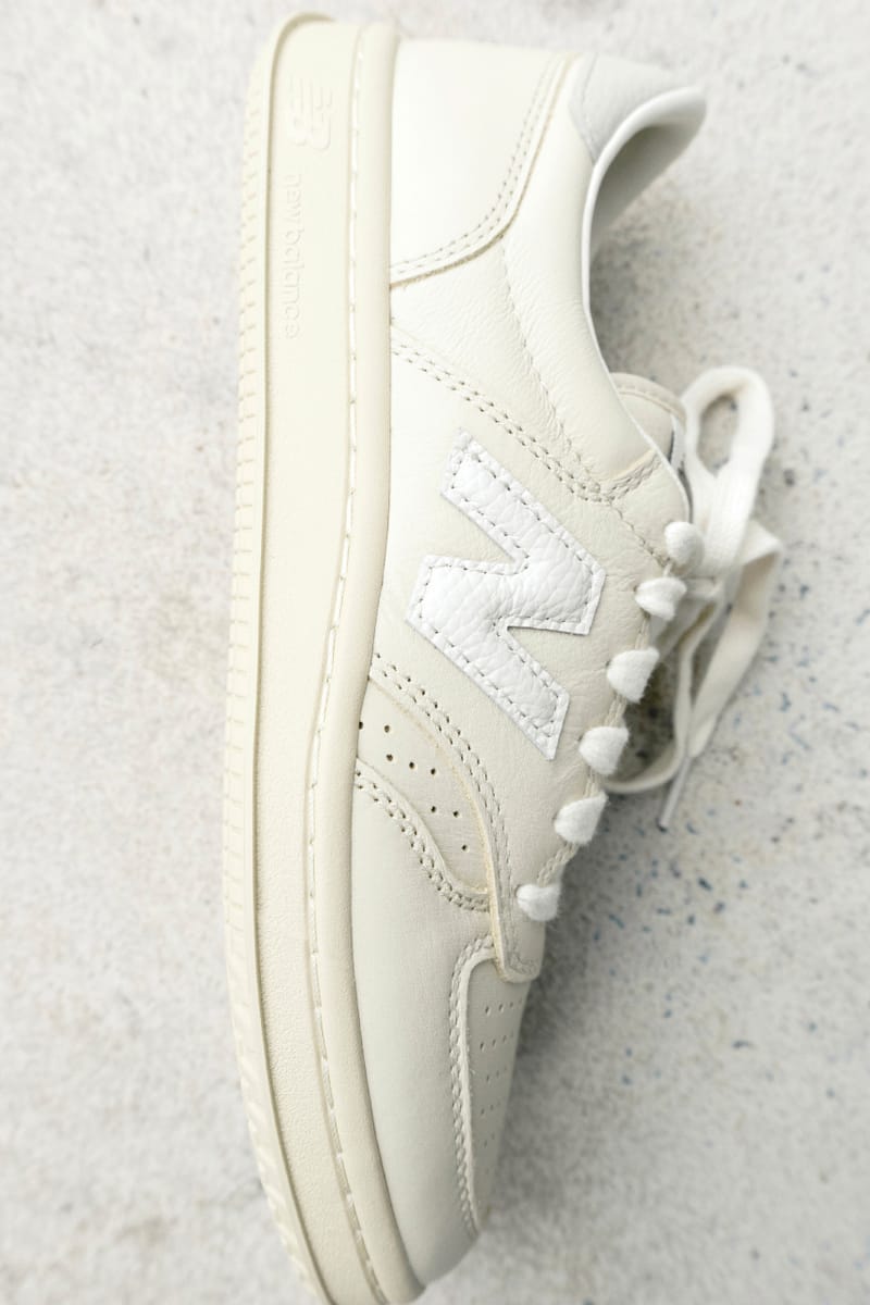 オーラリーとニューバランスが新作コラボウェア T500を発売 | Hypebeast.JP